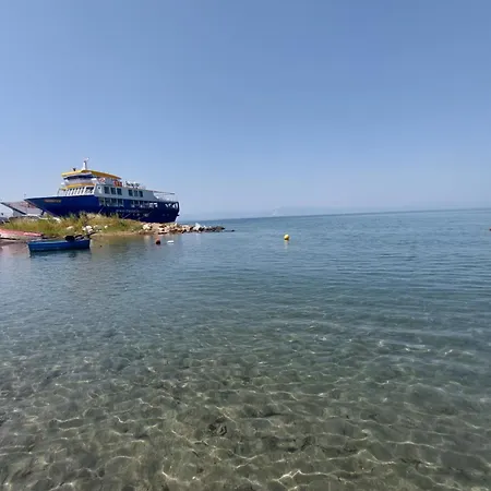 Eirinis Ferienhaus *