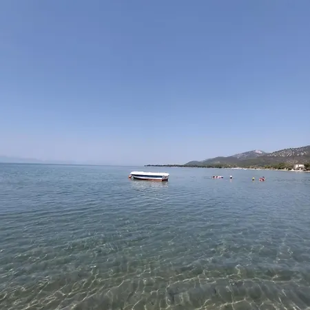 Eirinis Ferienhaus *