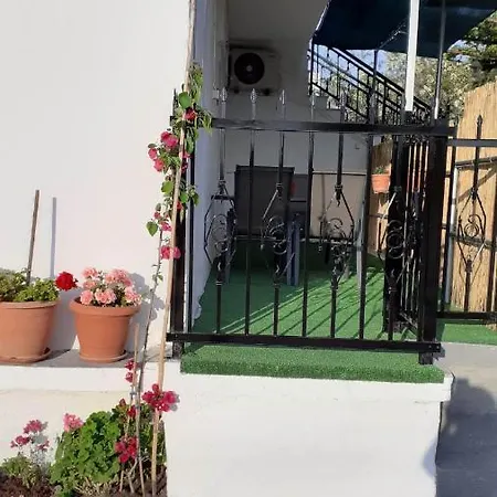 Case de vacanță Eirinis Órmos Prínou