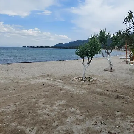 Case de vacanță Eirinis